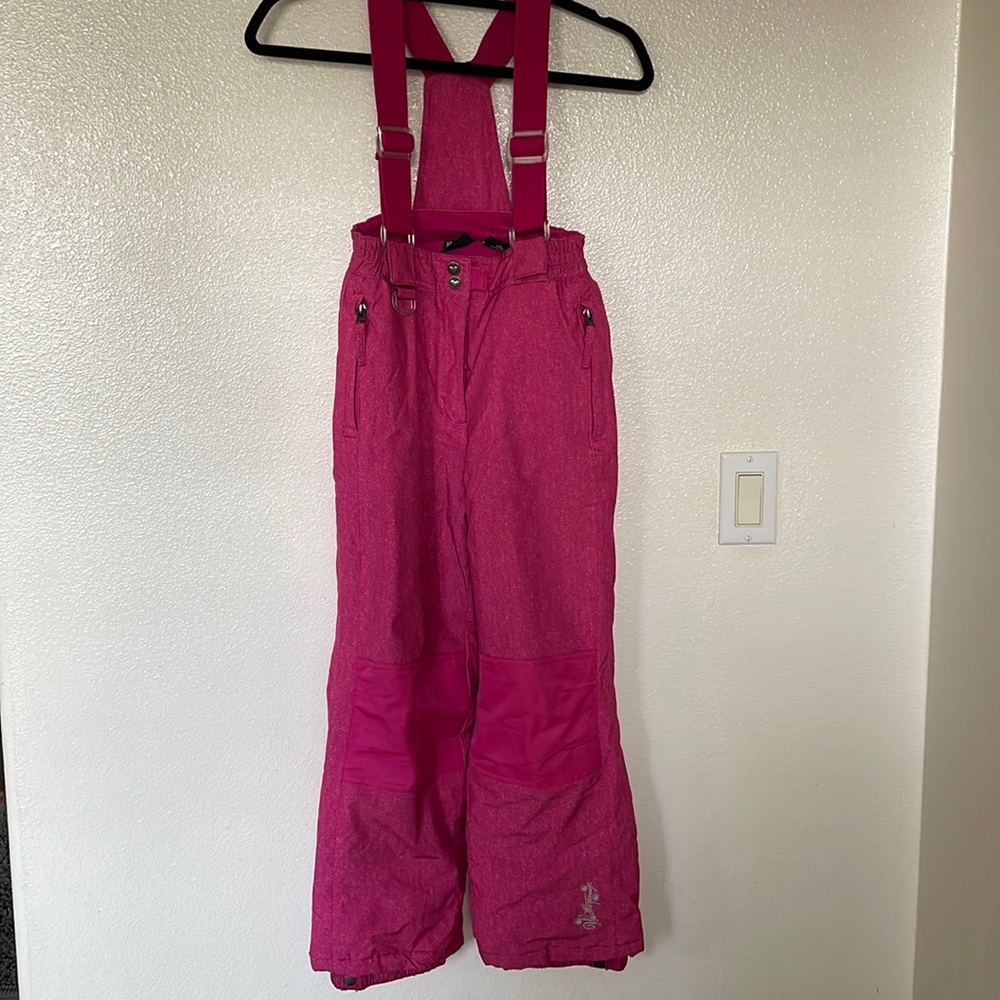 32° Snow Pants w/ removable Suspenders. Girls size Medium 10/12.